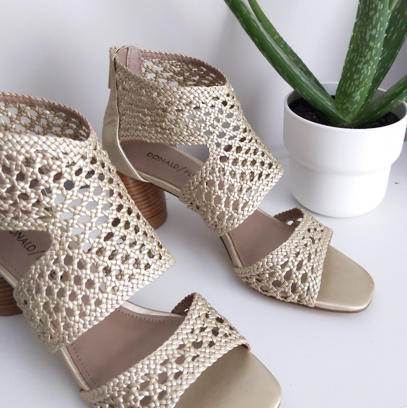 🆕LAST FEW!!🌿DONALD J. PLINER SHOES🌿 - Picture 7 of 12